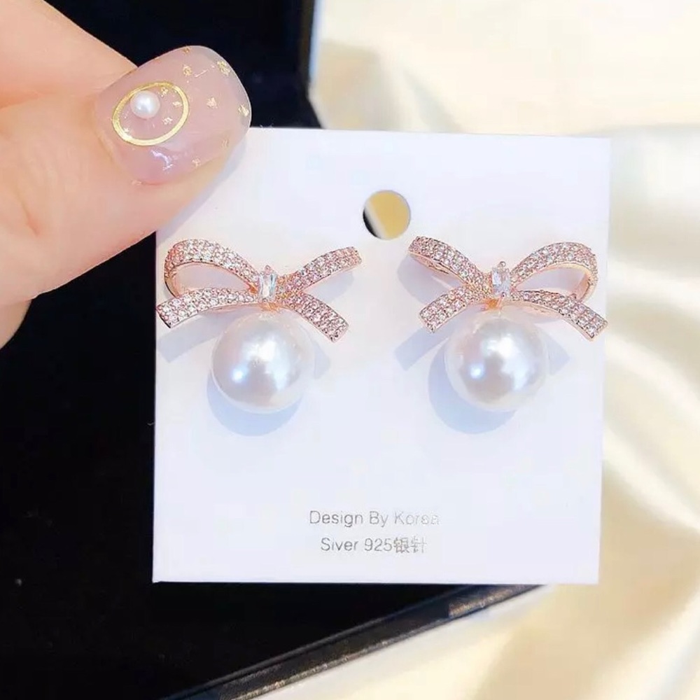 Rose Gold Bow & Pearl Drop Earrings